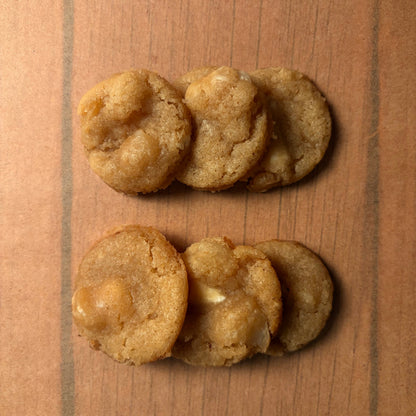 6-Pack White Macadamia Nut Cookie Bites