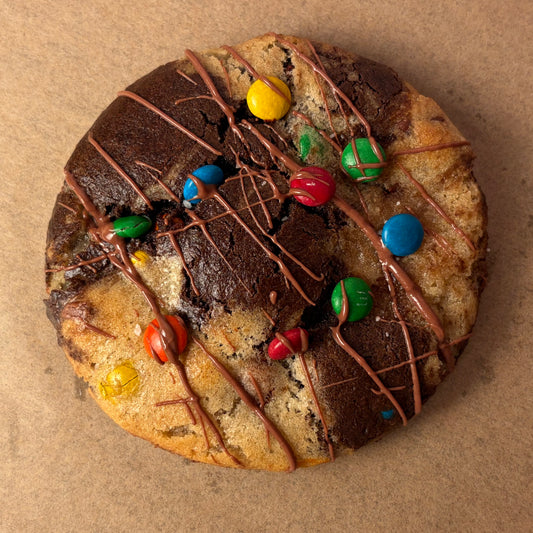 M&M Chocolate Chunk Brookie